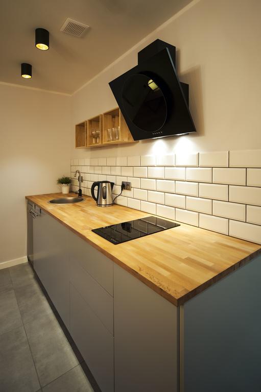 Very Berry - K Jadwigi 58 - Old City Apartment, Self Check In 24H! Poznan Exterior photo